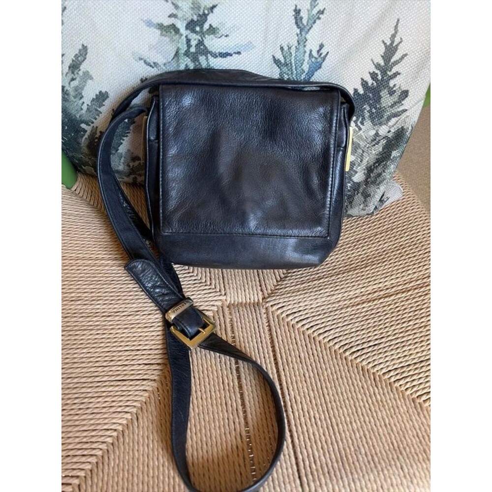 Perlina New York Leather crossbody